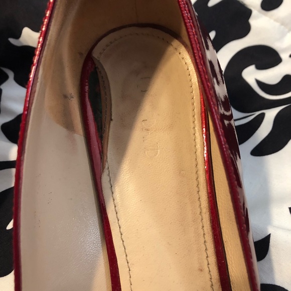 Red shoes - Picture 5 of 7